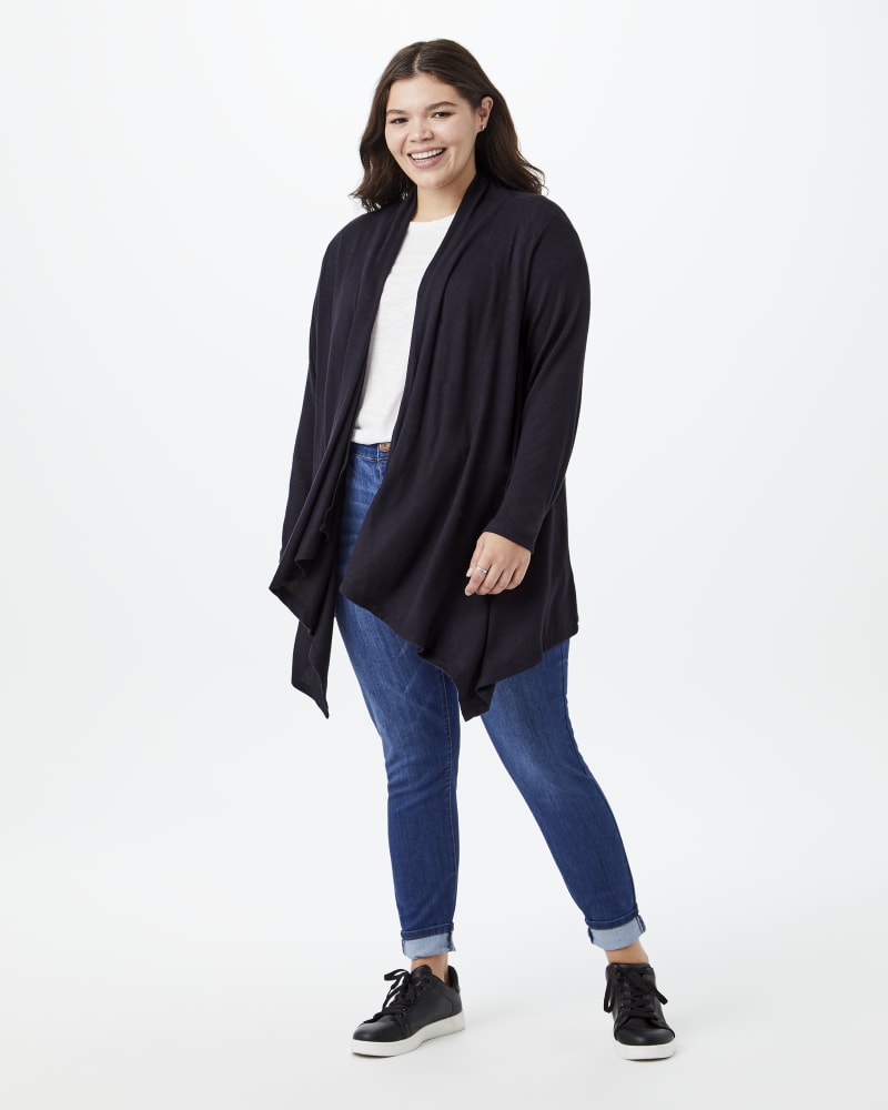 Plus size model with hourglass body shape wearing Nisha Waterfall Cardigan by Cameo | Dia&Co | dia_product_style_image_id:145242